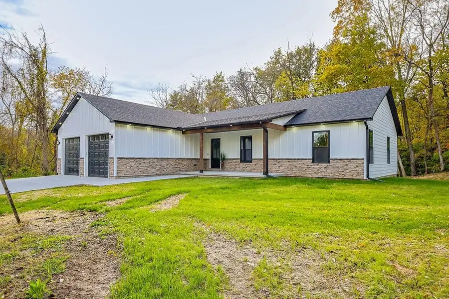 4716 NE Amazonia Road, Saint Joseph, MO 64505 - Image #3
