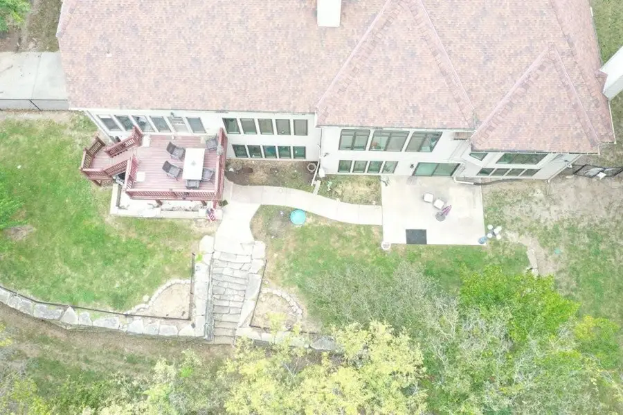 19610 E Bundschu Road, Independence, MO 64056 - Image #2