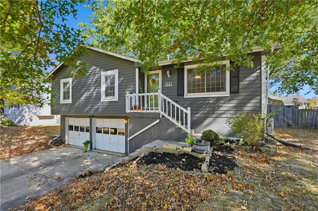 941 NE Bristol Drive, Lees Summit, MO 64086 - Image #1