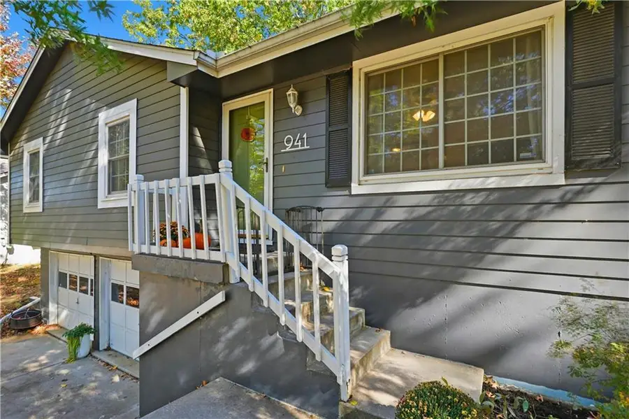 941 NE Bristol Drive, Lees Summit, MO 64086 - Image #3