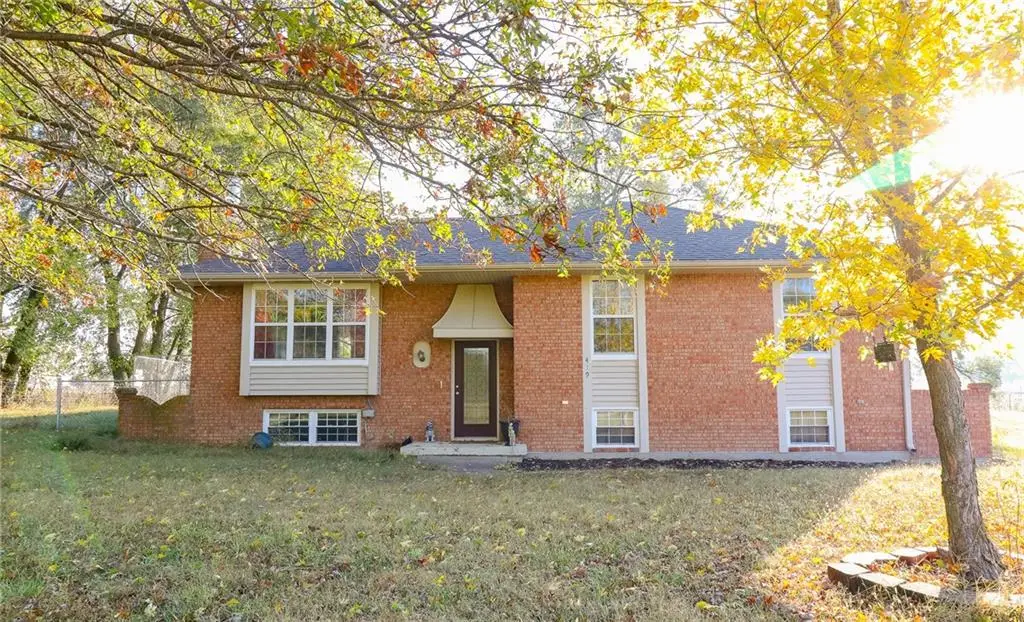 419 NW State Route 131 Highway, Holden, MO 64040 - Image #1