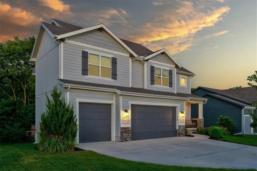 9020 SE 2nd Street, Blue Springs, MO 64064 - Image #3