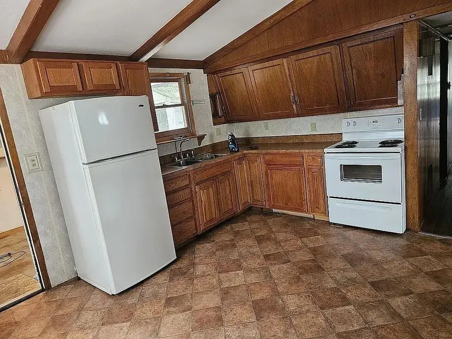 809 Alleghaney Street, Burlington, KS 66839 - Image #3