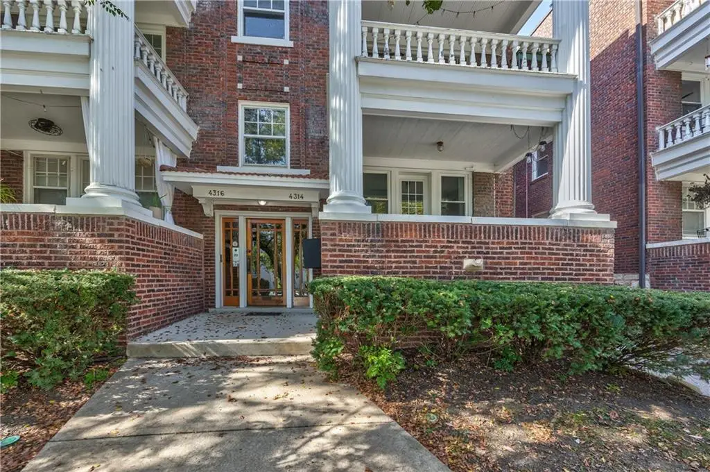 4314 Oak Street #1N, Kansas City, MO 64111 - Image #1