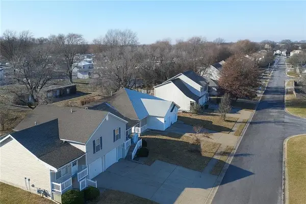 7405 E 165th Street, Belton, MO 64012