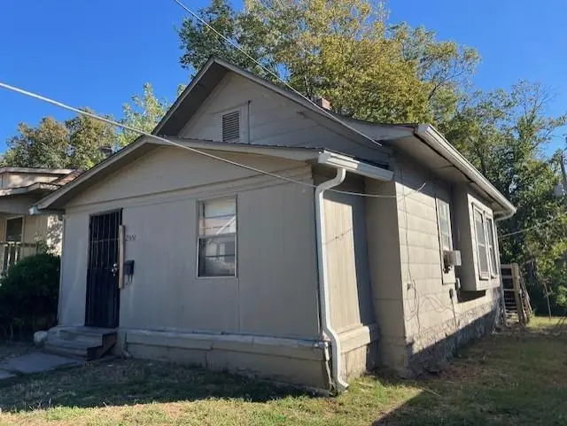 2551 Chelsea Avenue, Kansas City, MO 64127 - Image #2