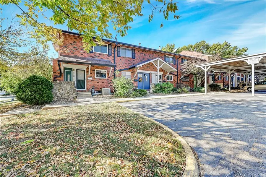 5700 W 97th Street, Overland Park, KS 66207 - Image #2