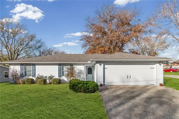 608 N Harrington Street, Dearborn, MO 64439