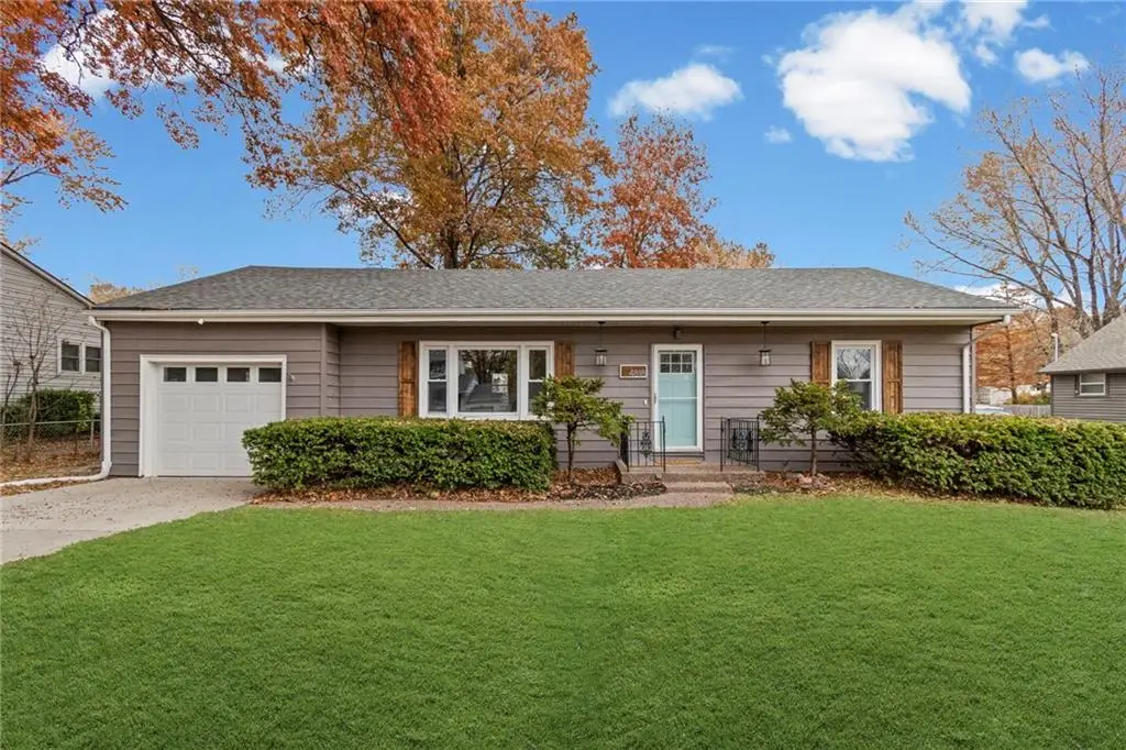 4818 NE 46th Street, Kansas City, MO 64117 - Image #1