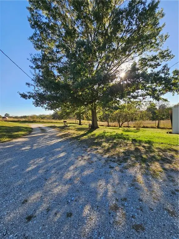 28641 Ivan Road, Purdin, MO 64674 - Image #3