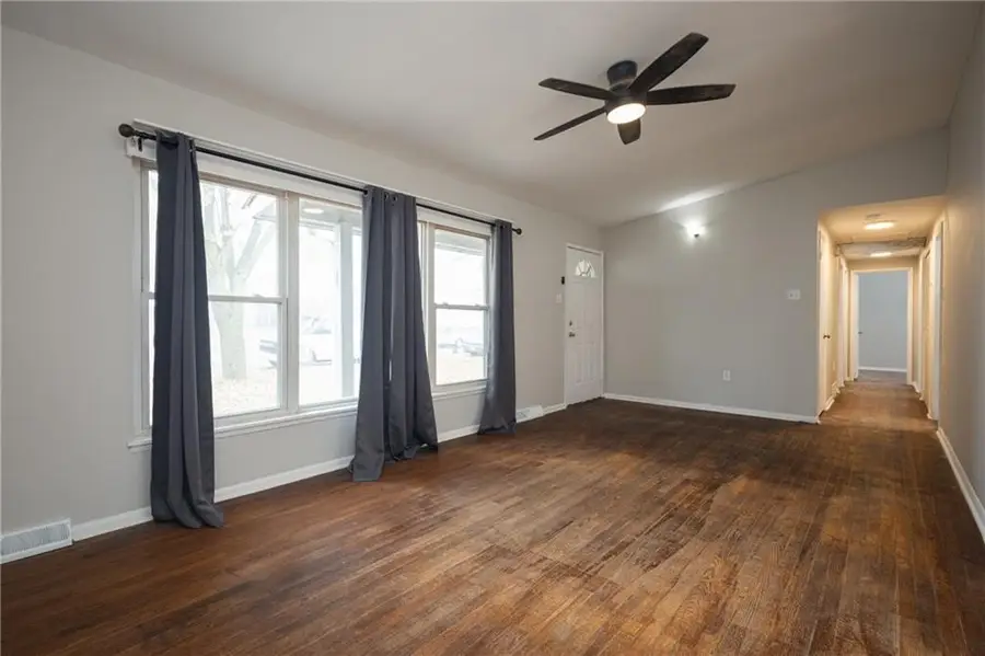 801 Cimmarron Trail, Belton, MO 64012 - Image #2