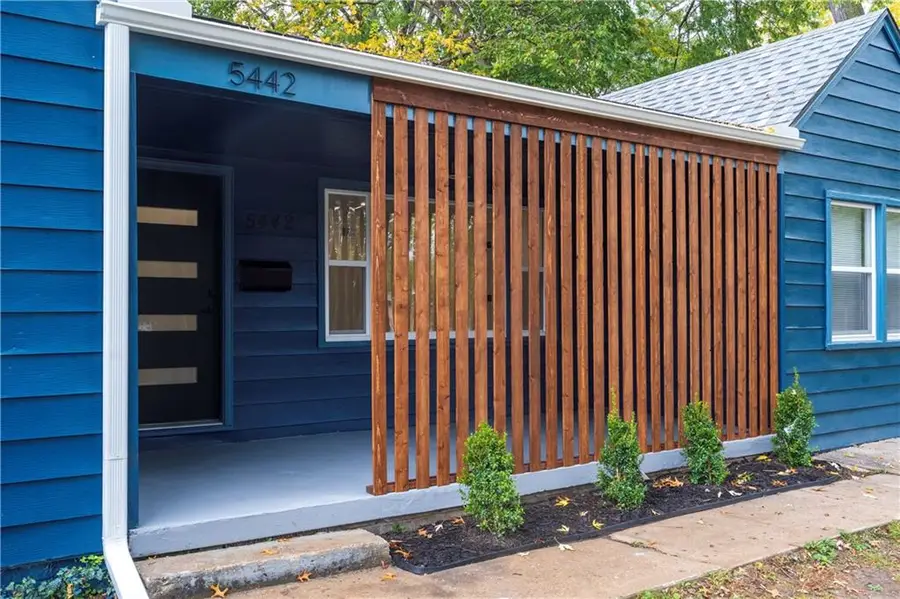 5442 Brooklyn Avenue, Kansas City, MO 64130 - Image #2