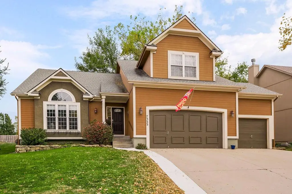 7323 Meadowsweet Lane, Shawnee, KS 66227 - Image #1