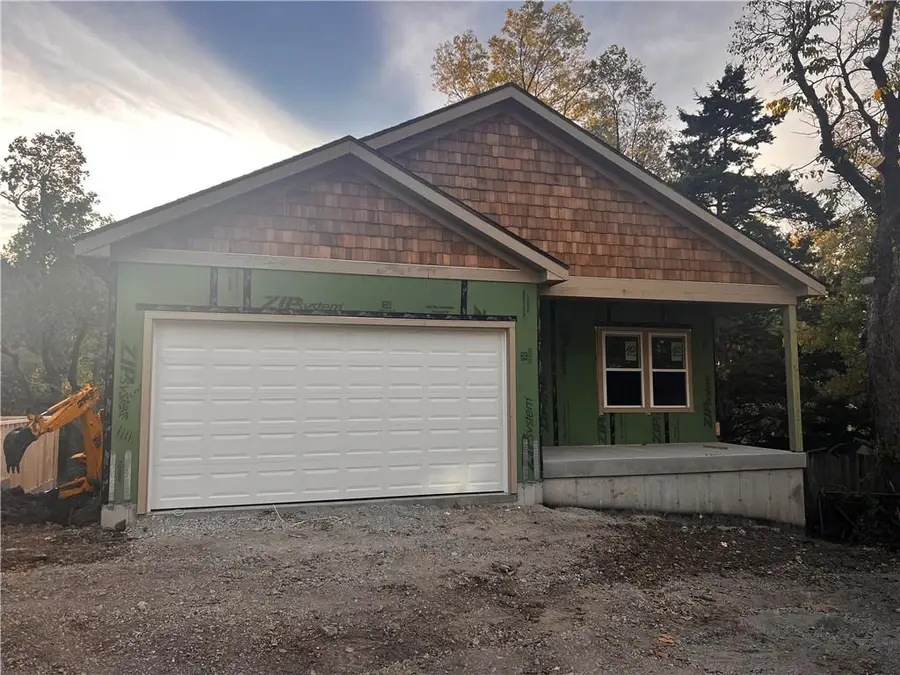 5024 Fontana Street, Roeland Park, KS 66205 - #2