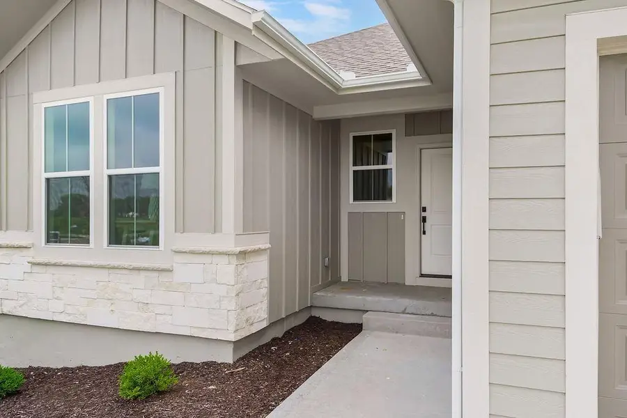 4941 146th Street, Basehor, KS 66007 - Image #2