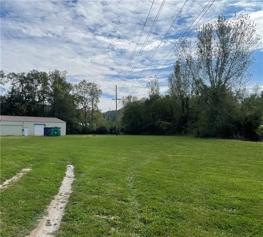 9026 County Rd. 375 Road, Saint Joseph, MO 64505 - Image #3