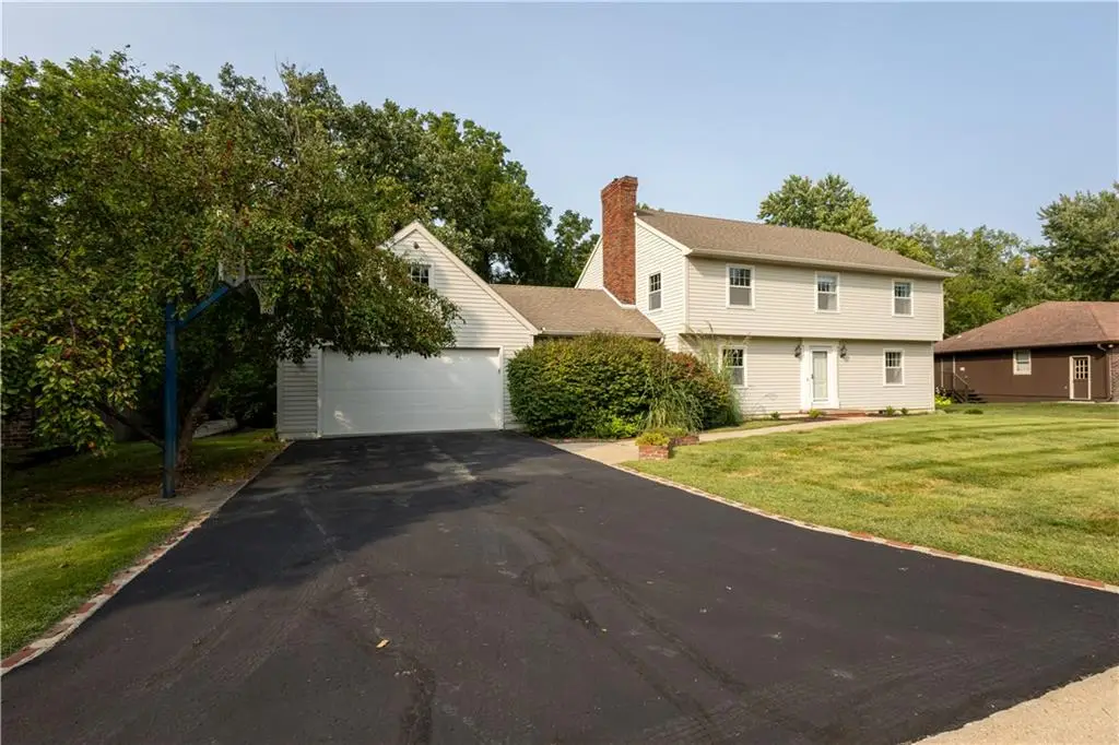 3711 E Colony Square, Saint Joseph, MO 64506 - Image #1