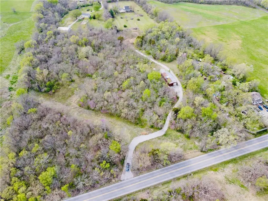 814 N Buckner Tarsney Road, Buckner, MO 64016 - Image #2