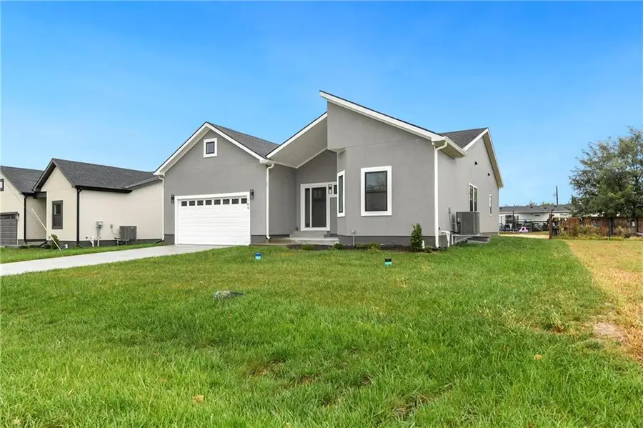 149-153 S Linn Valley Drive, Linn Valley, KS 66040 - Image #2