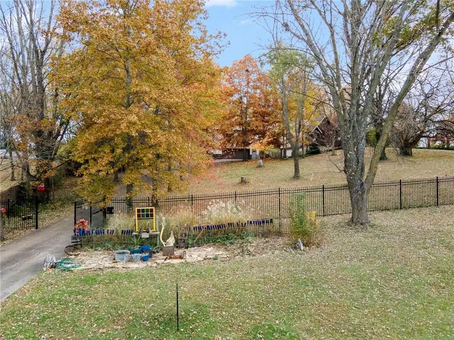 16115 Kountryridge Drive, Kearney, MO 64060 - Image #3
