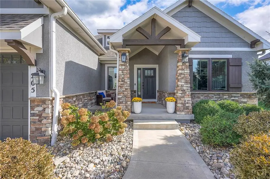 205 SW Mackenzie Drive, Lees Summit, MO 64081 - Image #3