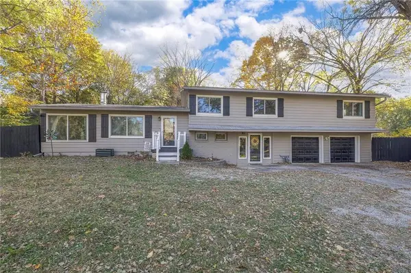 3703 Kings Highway, Kansas City, MO 64137