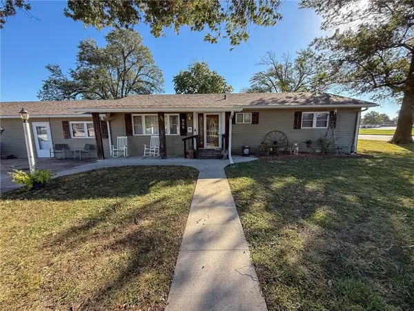 920 S Wilson Avenue, Chanute, KS 66720