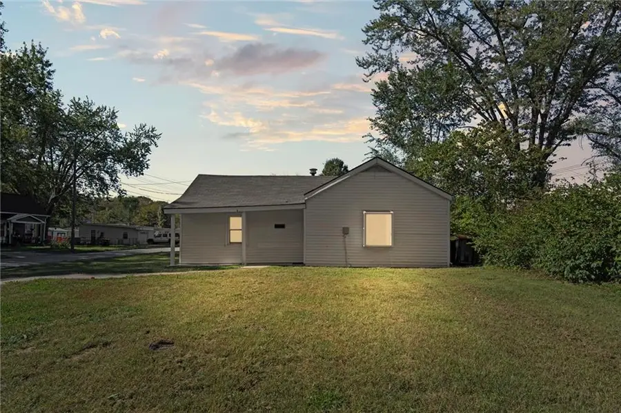 802 Park Avenue, Excelsior Springs, MO 64024 - Image #3