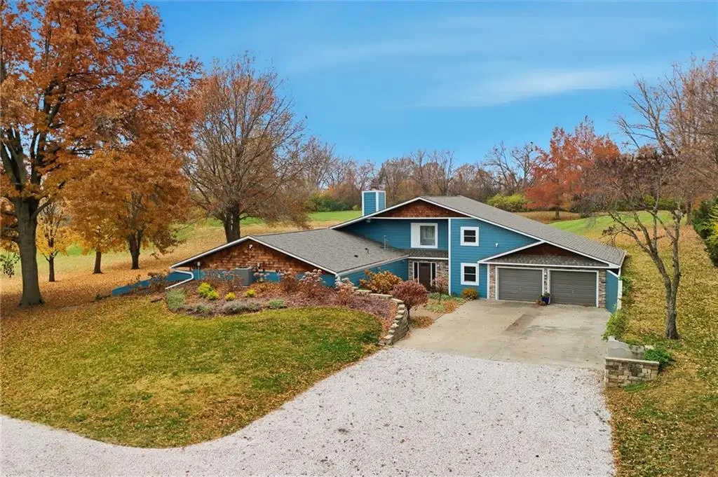 1606 Lynn Road, Excelsior Springs, MO 64024 - Image #1