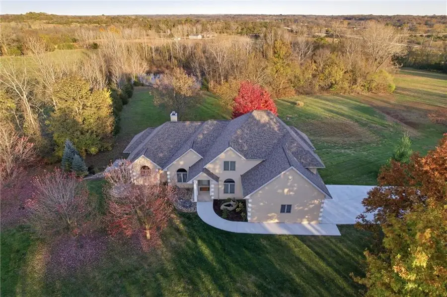 23775 Old Kansas City Road, Spring Hill, KS 66083 - Image #3