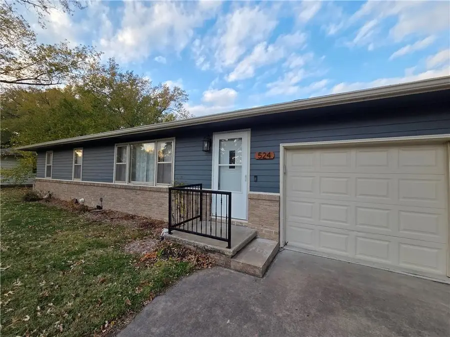 524 Pin Oak Street, Adrian, MO 64720 - Image #2