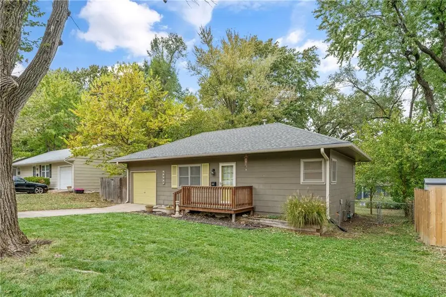 6404 W 82nd Street, Overland Park, KS 66204 - Image #2