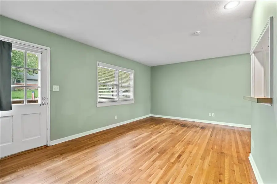 6404 W 82nd Street, Overland Park, KS 66204 - Image #3