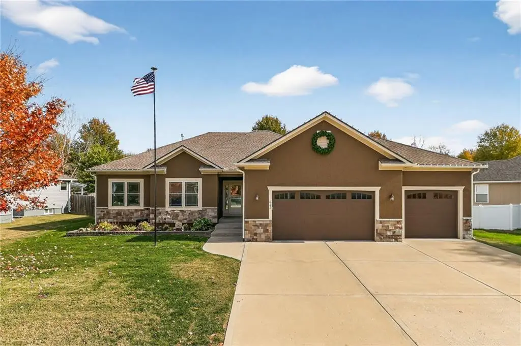 625 S Kisner Circle, Independence, MO 64056 - Image #1