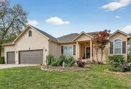 600 S Fox Ridge Drive, Raymore, MO 64083 - Image #1