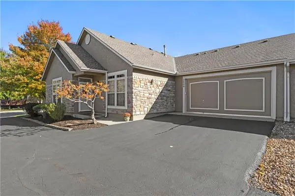 11262 S Rene Street #2800, Olathe, KS 66062