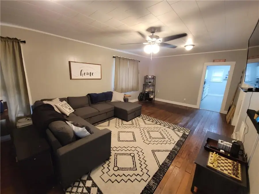 407 E 22nd Street, Pittsburg, KS 66762 - Image #2