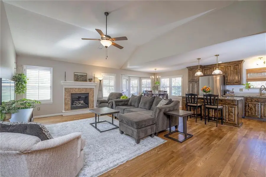 20721 W 72nd Terrace, Shawnee, KS 66218 - Image #2