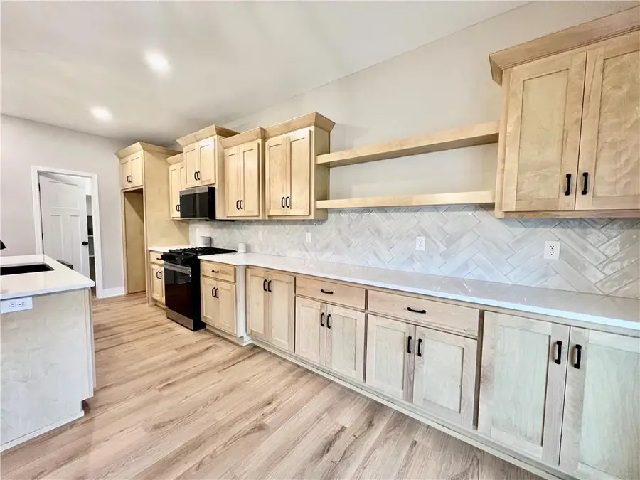 1909 Longview Drive, Liberty, MO 64068 - Image #3