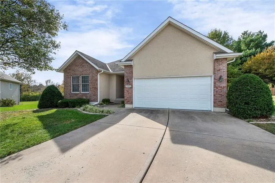 1123 SW Hoke Drive, Lees Summit, MO 64081 - Image #3