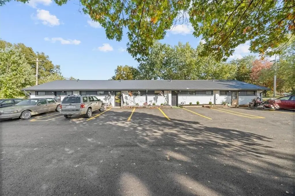 908 Orange Street, Baldwin City, KS 66006 - Image #1