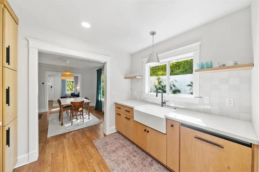 6034 Kenwood Avenue, Kansas City, MO 64110 - Image #2