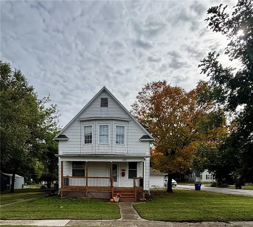 1123 W Main Street, Chanute, KS 66720 - Image #1