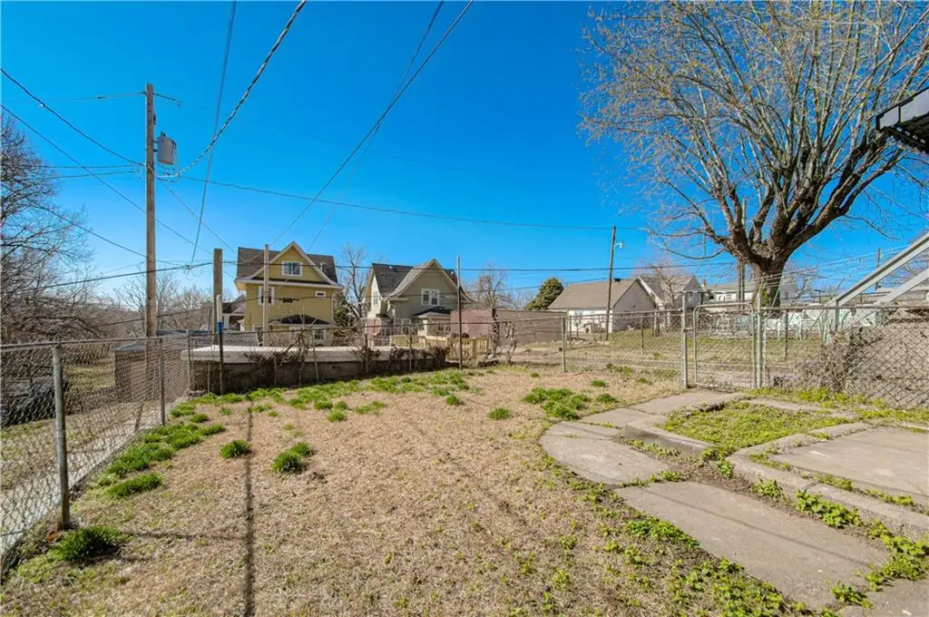 715 Parallel Avenue, Kansas City, KS 66101 - #1