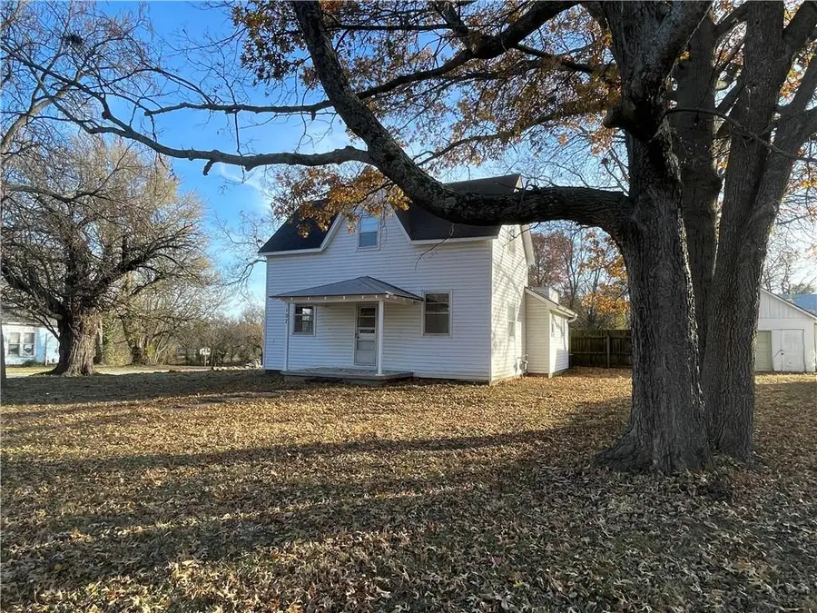 107 E Pleasant Street, Butler, MO 64730 - Image #3
