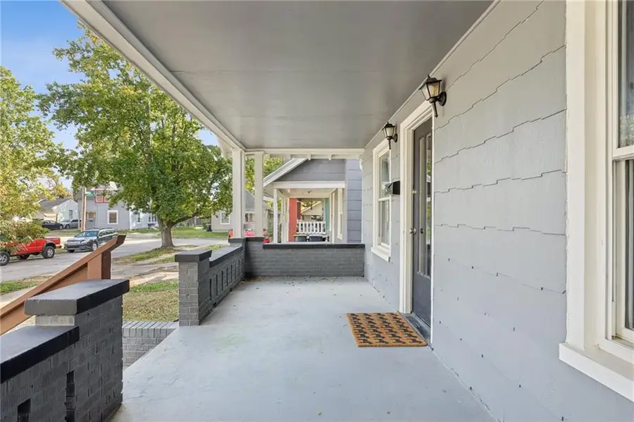 322 Barat Avenue, Kansas City, MO 64123 - Image #3