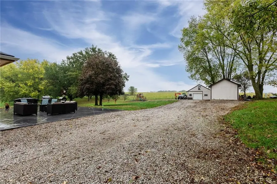 17135 Smith Road, Smithville, MO 64089 - Image #3