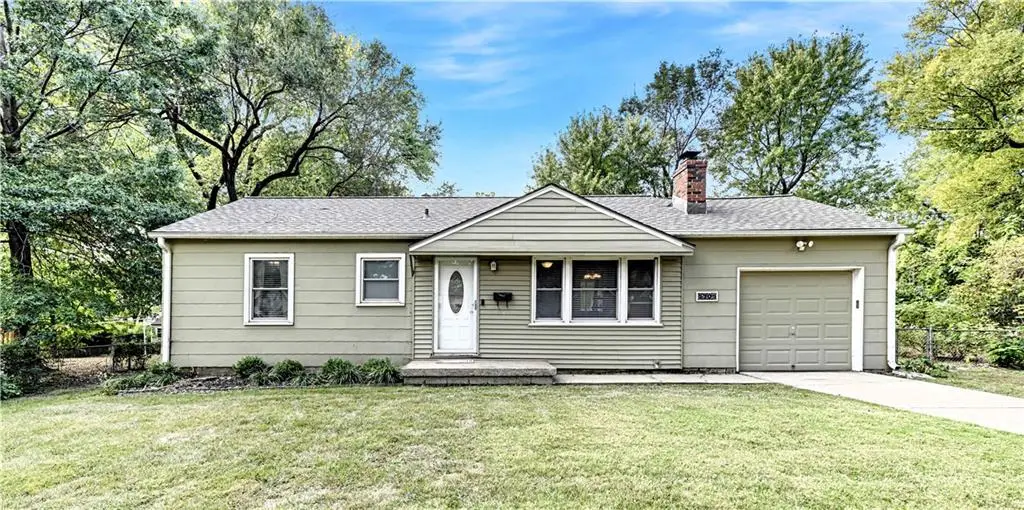 5709 W 70th Terrace, Overland Park, KS 66204 - Image #1