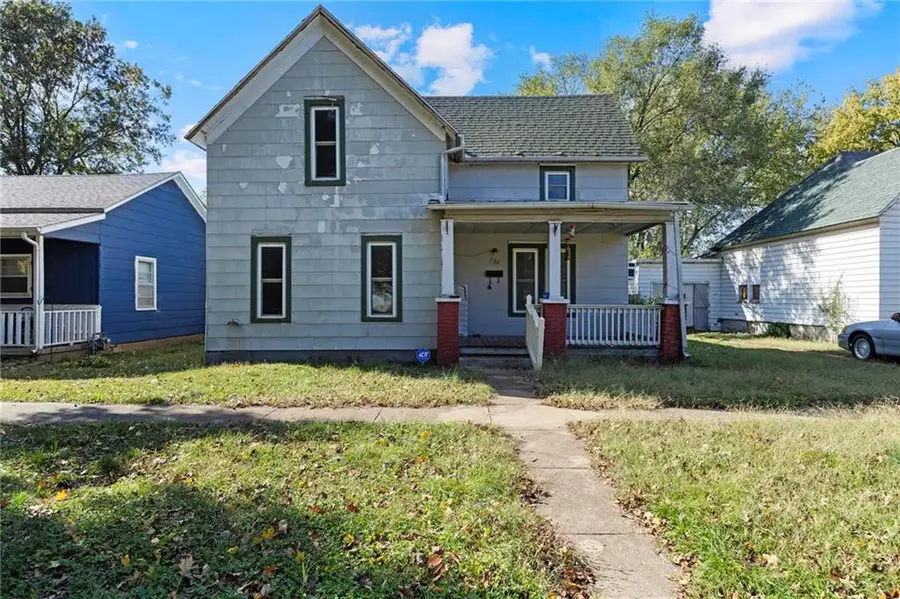 734 S Clark Street, Fort Scott, KS 66701 - Image #2