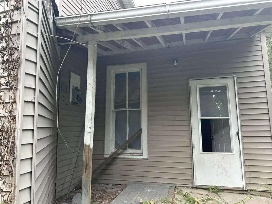 2603 S 13th Street, Saint Joseph, MO 64503 - Image #2